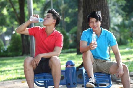 tiện lợi của thùng nước khoáng vĩnh hảo 500ml 24 chai